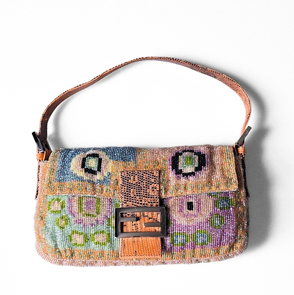 **SOLD**Fendi Baguette Vintage Fully Beaded Geometric Pattern - Picture 3 of 17